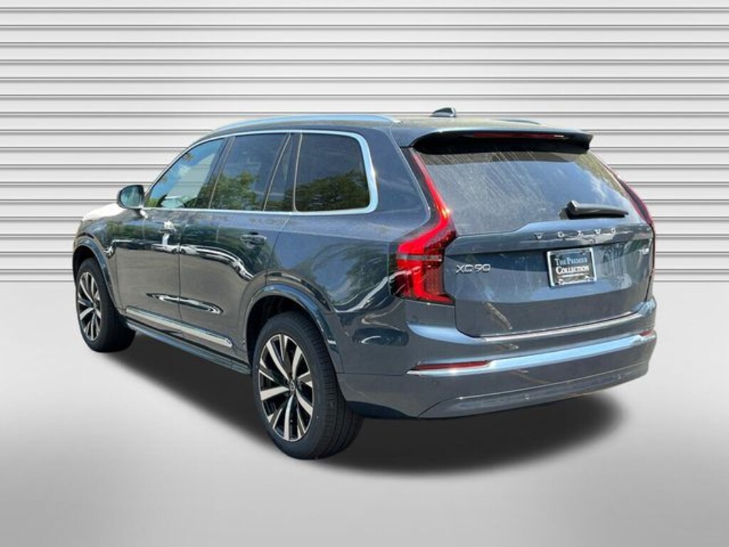 New 2026 Volvo XC90 plug-in hybrid T8 Core SUV