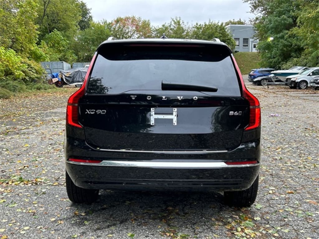 New 2026 Volvo XC90 B6 Plus 7-Seater SUV
