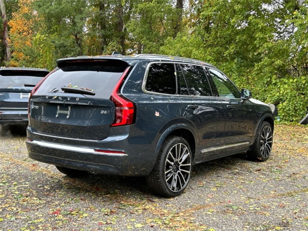New 2026 Volvo XC90 B6 Plus 7-Seater SUV