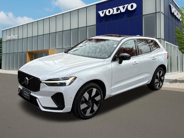 Certified 2024 Volvo XC60 plug-in hybrid T8 Plus Dark Theme SUV