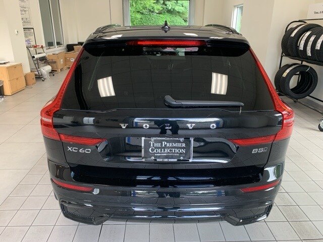 2024 Volvo XC60 B5 Plus photo 4