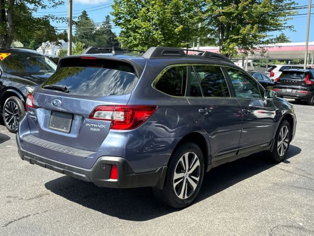 Used 2018 Subaru Outback 3.6R SUV