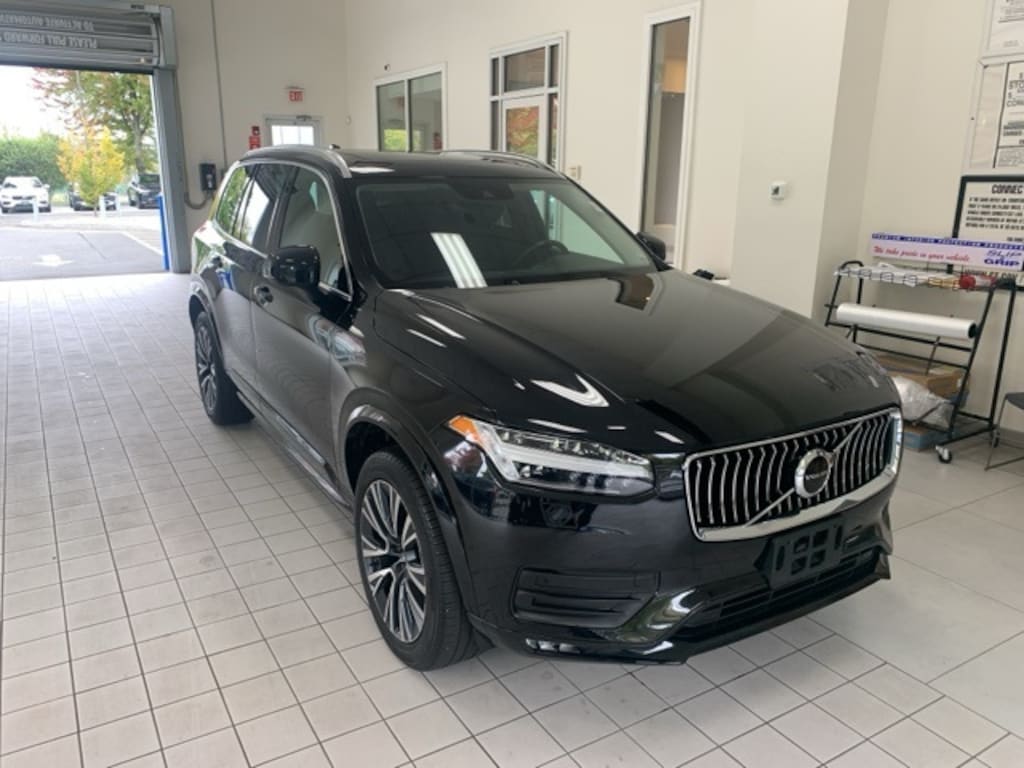 Certified 2022 Volvo XC90 T6 Momentum SUV