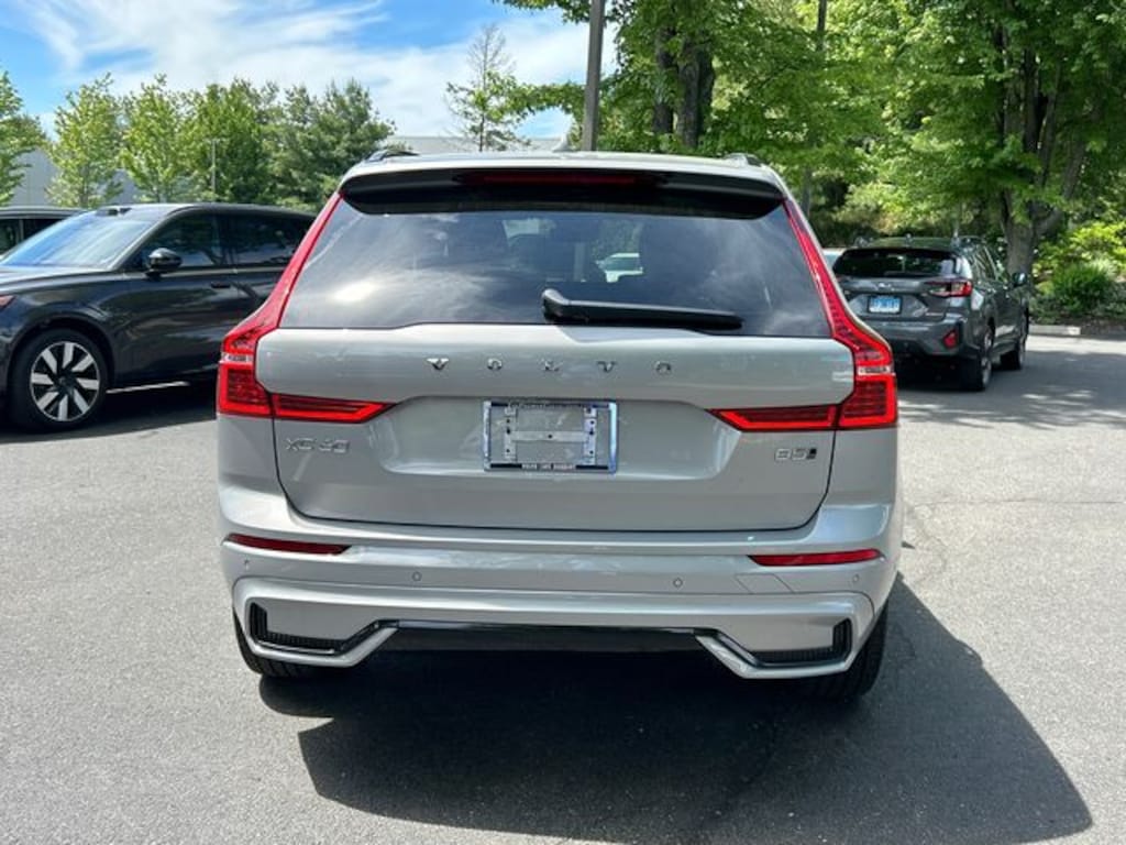 Certified 2024 Volvo XC60 B5 Ultimate Dark Theme SUV