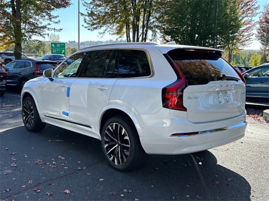 New 2026 Volvo XC90 B6 Plus 7-Seater SUV