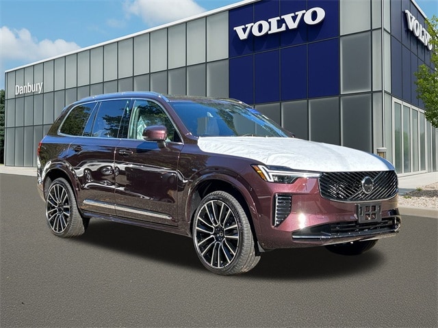 2026 Volvo XC90 Plus's photo