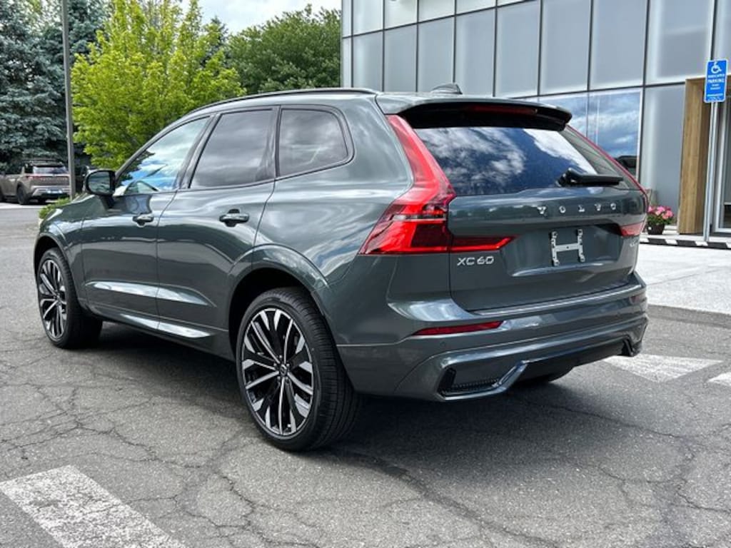 New 2026 Volvo XC60 B5 Ultra SUV