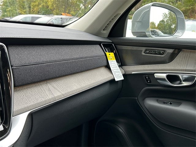 2026 Volvo XC90 Ultra - Photo 17