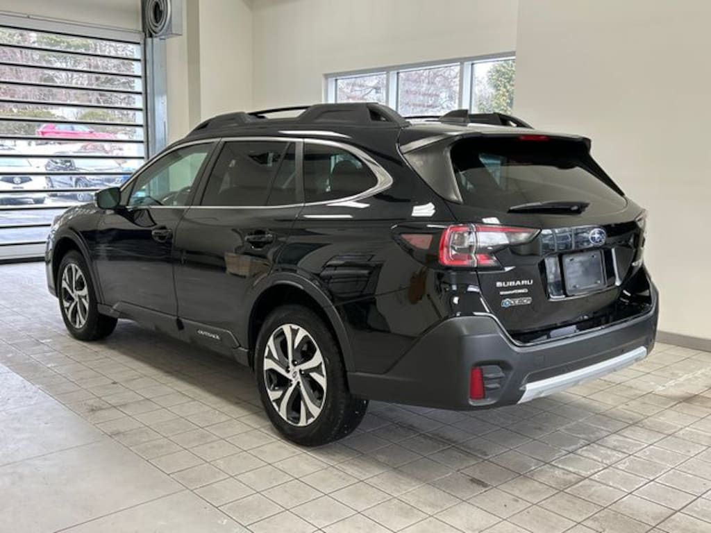 Used 2020 Subaru Outback Limited SUV