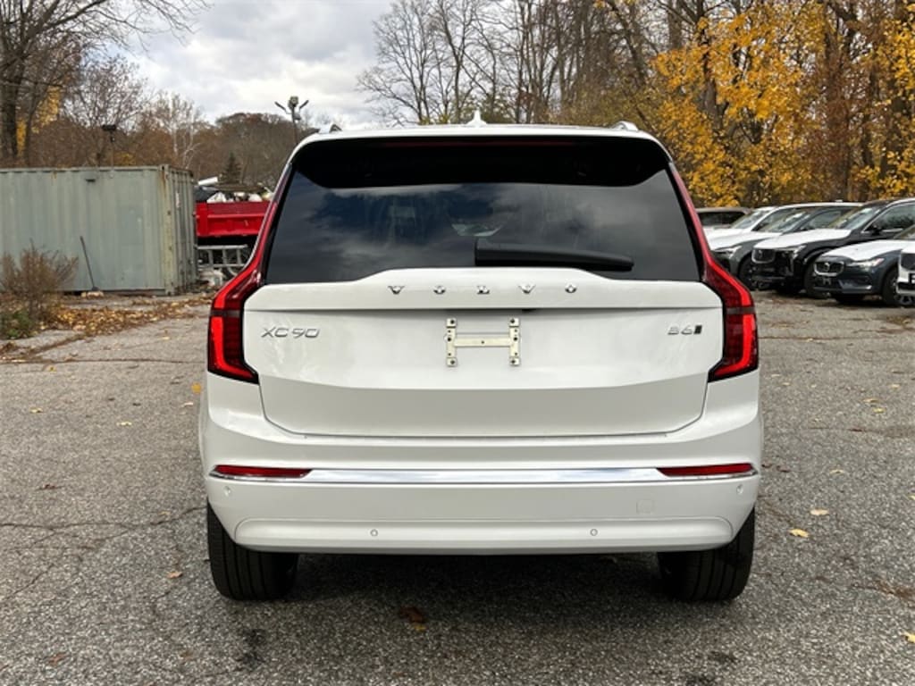 New 2026 Volvo XC90 B6 Plus 7-Seater SUV