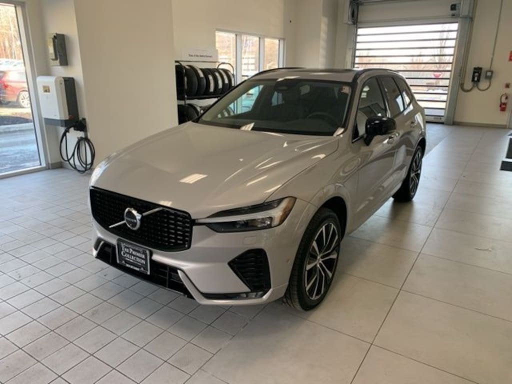 Certified 2025 Volvo XC60 B5 Plus SUV