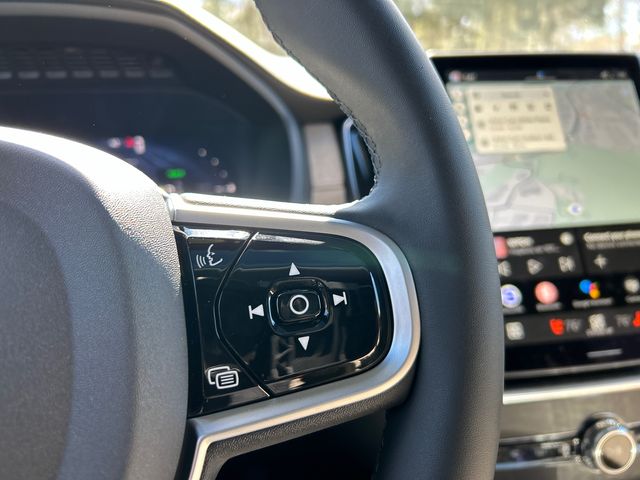 2026 Volvo XC90 Plus - Photo 14