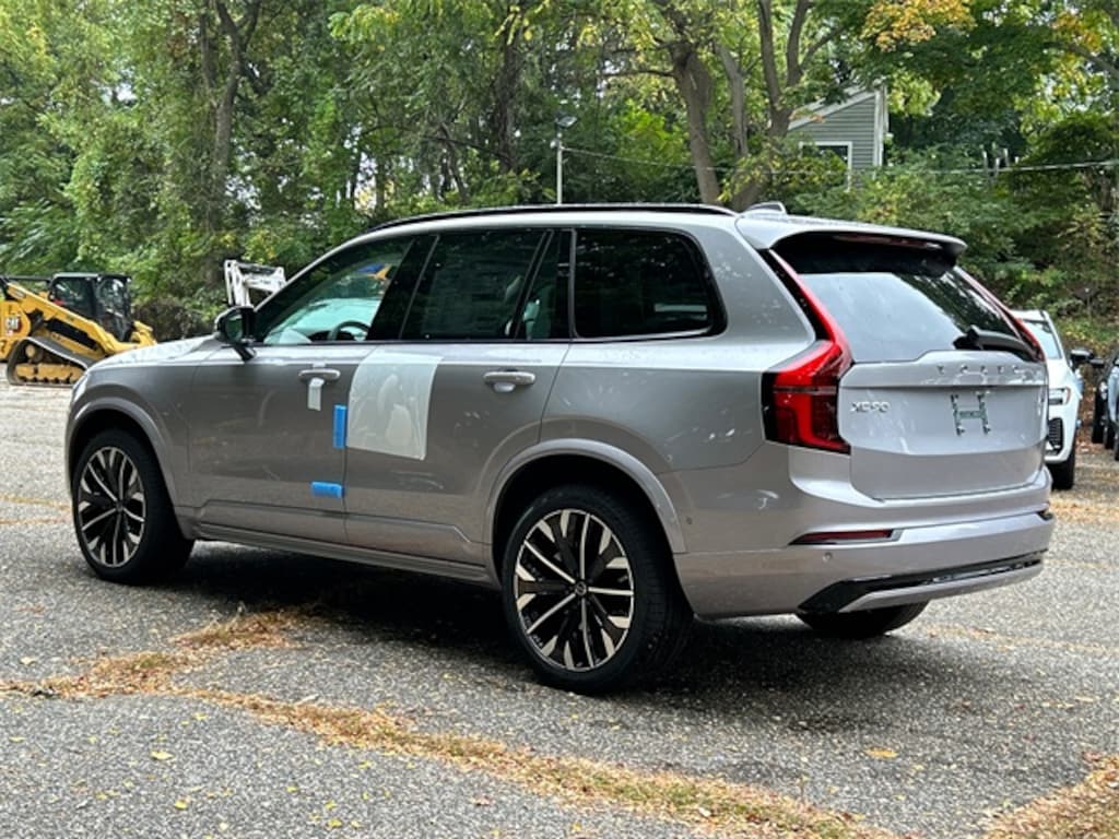 New 2026 Volvo XC90 B6 Ultra Dark Theme 7-Seater SUV