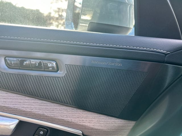2026 Volvo XC90 Plus - Photo 21