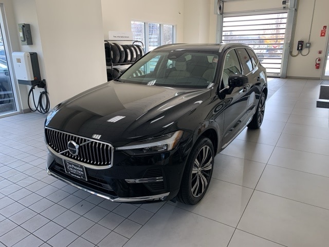 2022 Volvo XC60 Inscription's photo