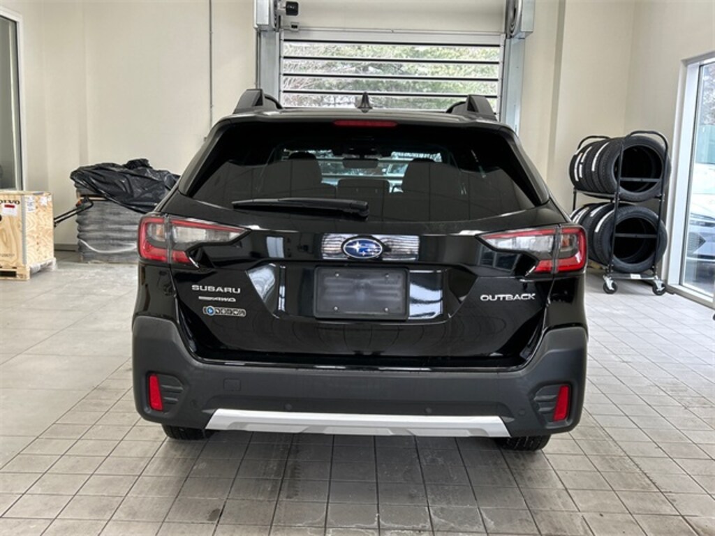 Used 2020 Subaru Outback Limited SUV