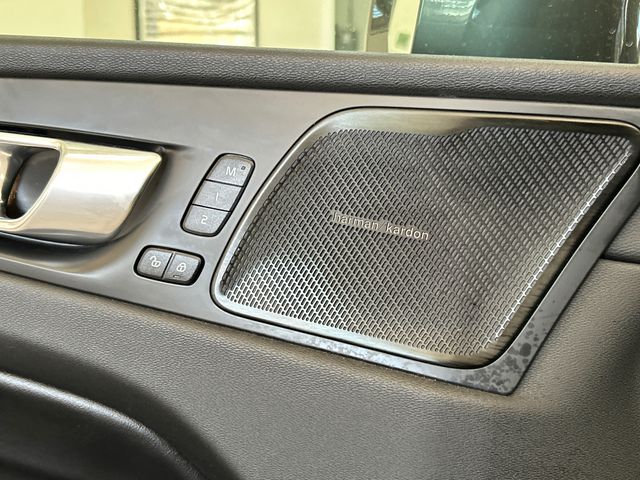 2022 Volvo XC60 Inscription - Photo 20