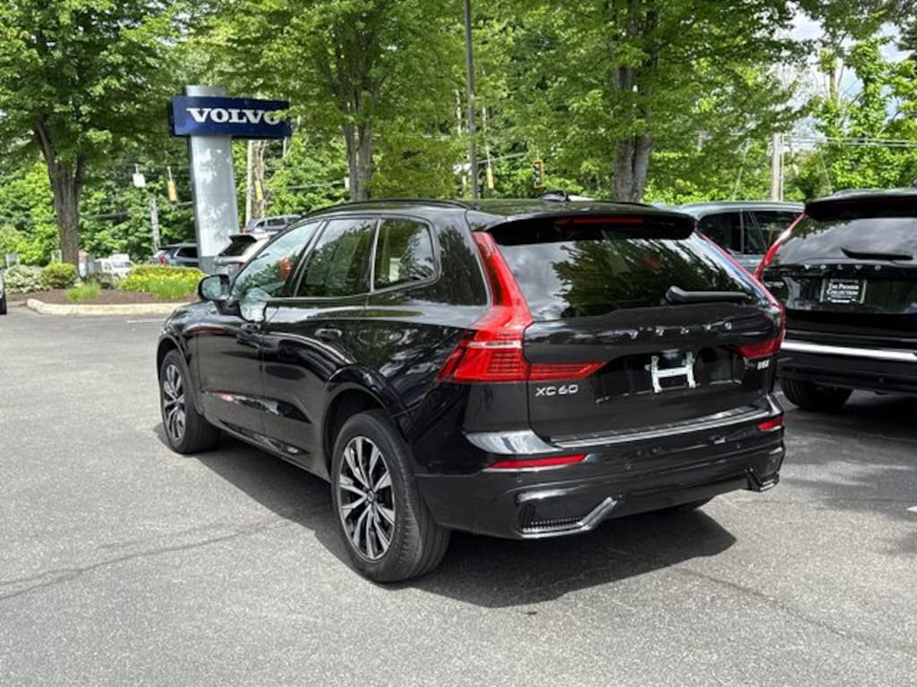 Certified 2024 Volvo XC60 B5 Core SUV