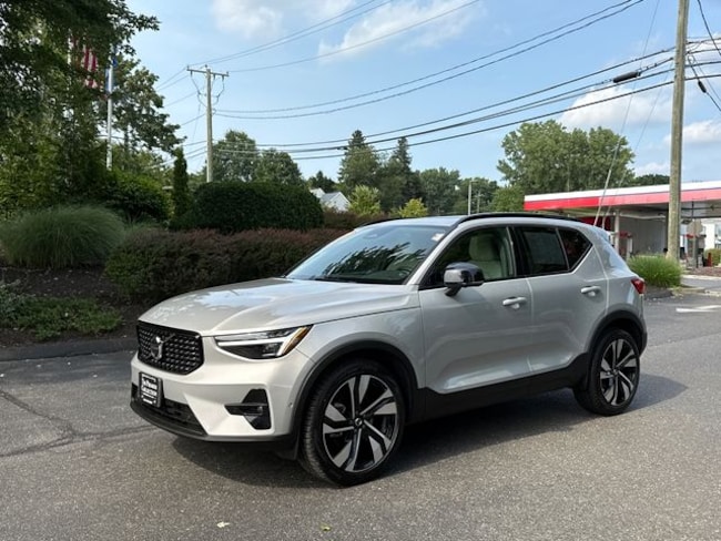 2024 Volvo XC40 Ultimate SUV