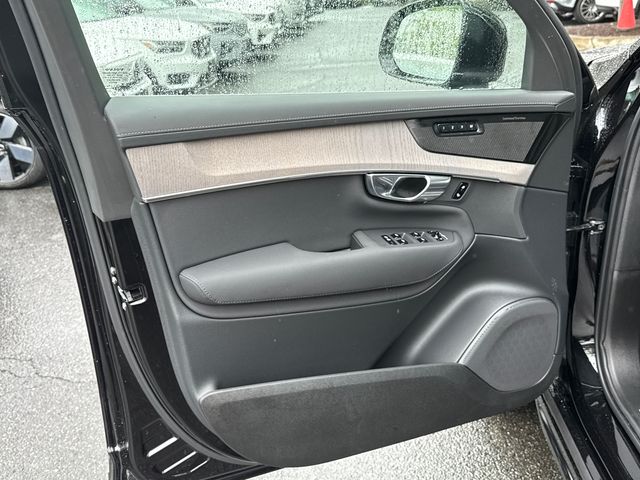 2026 Volvo XC90 Ultra - Photo 9