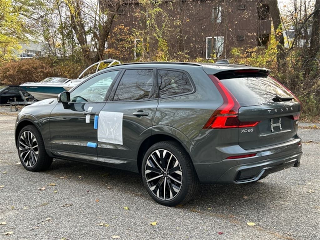 New 2026 Volvo XC60 B5 Ultra SUV