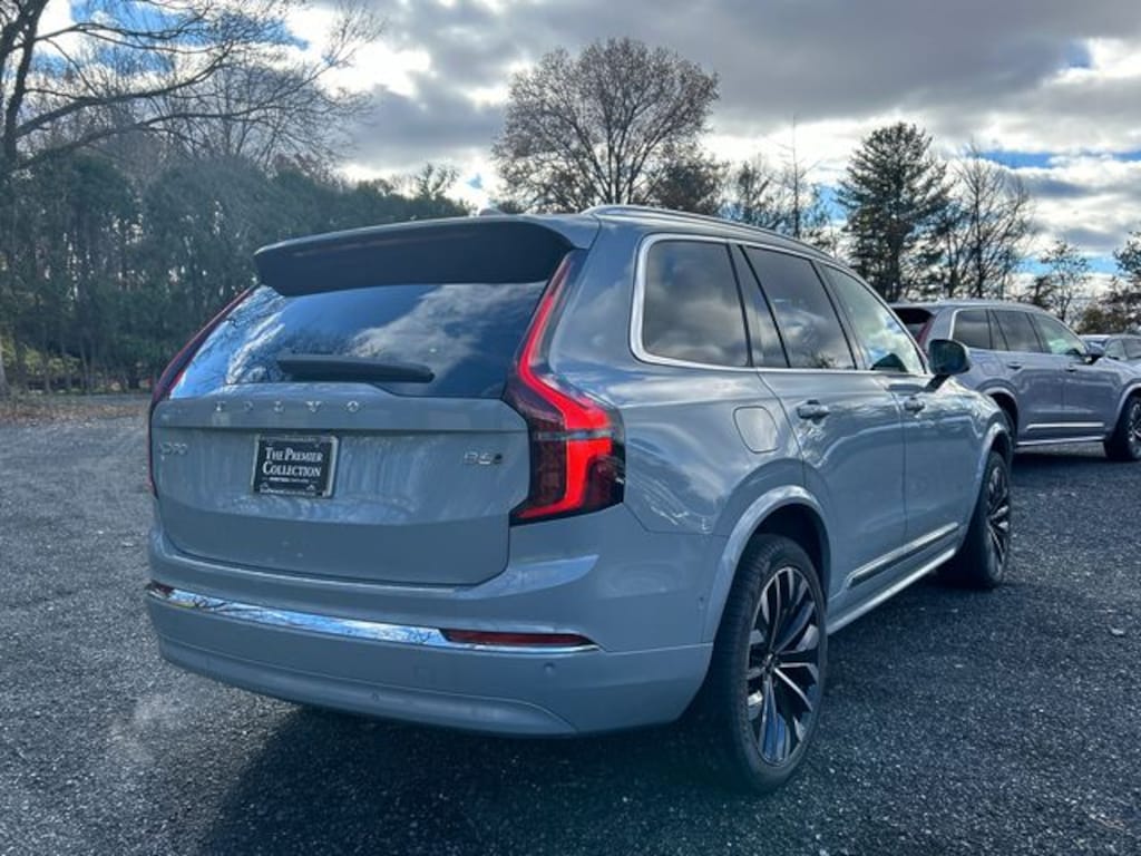 New 2026 Volvo XC90 B6 Plus 7-Seater SUV