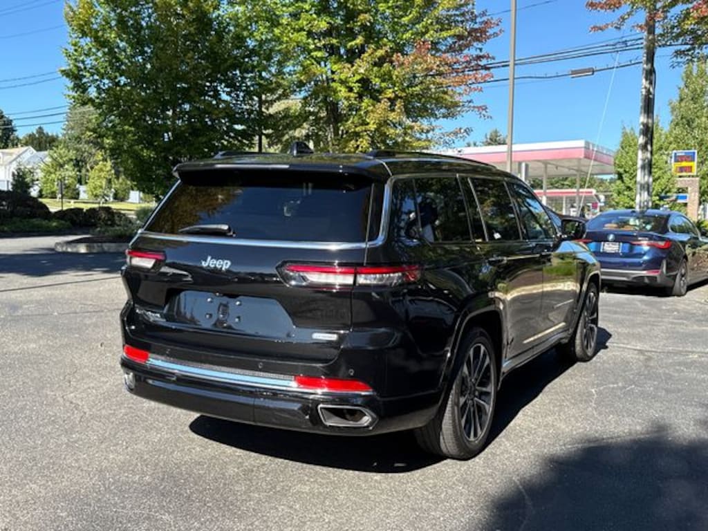 Used 2021 Jeep Grand Cherokee L Overland SUV