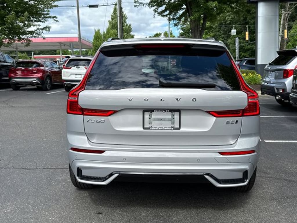 Certified 2024 Volvo XC60 B5 Core SUV