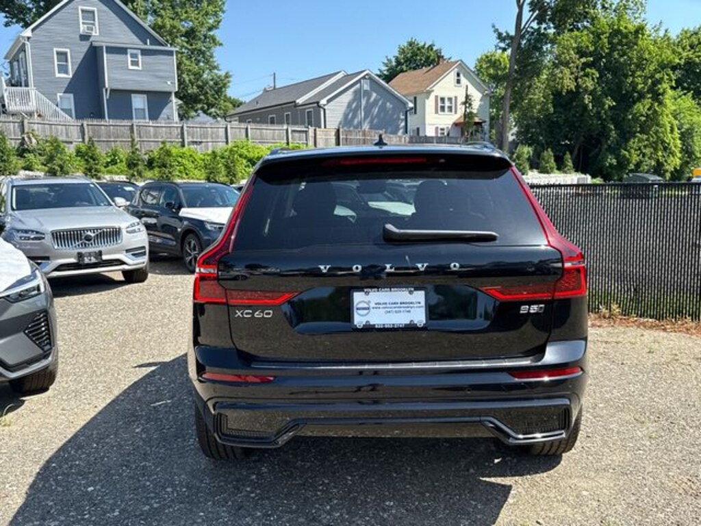 New 2026 Volvo XC60 B5 Plus SUV