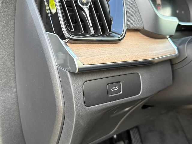 2026 Volvo XC90 Plus - Photo 20