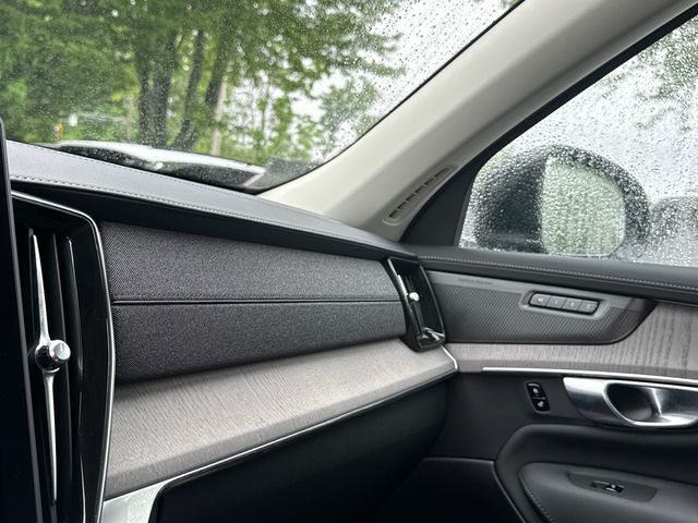 2026 Volvo XC90 Ultra - Photo 18