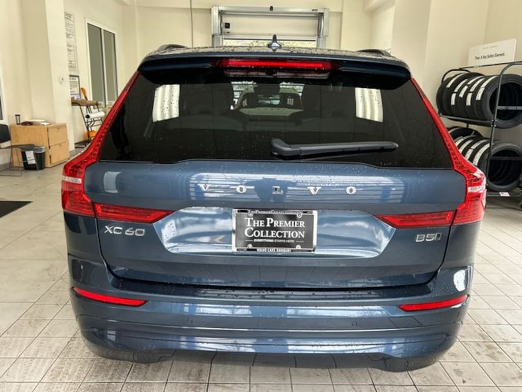 Certified 2023 Volvo XC60 B5 Core SUV