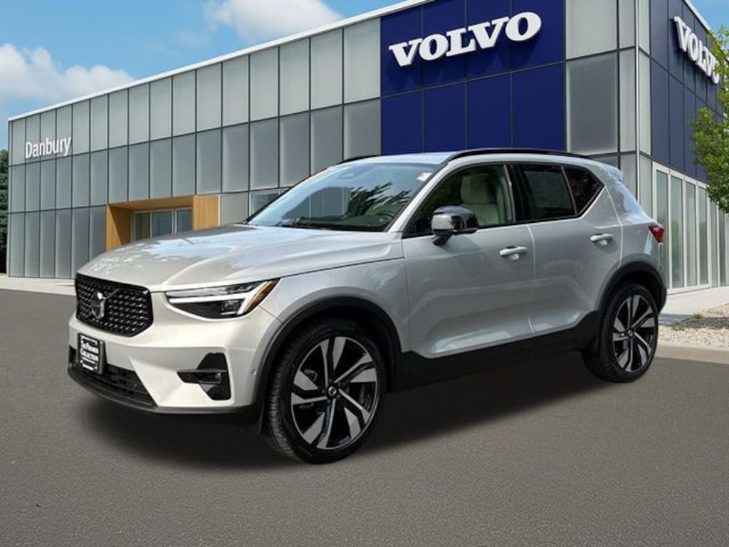 Certified 2024 Volvo XC40 Ultimate SUV