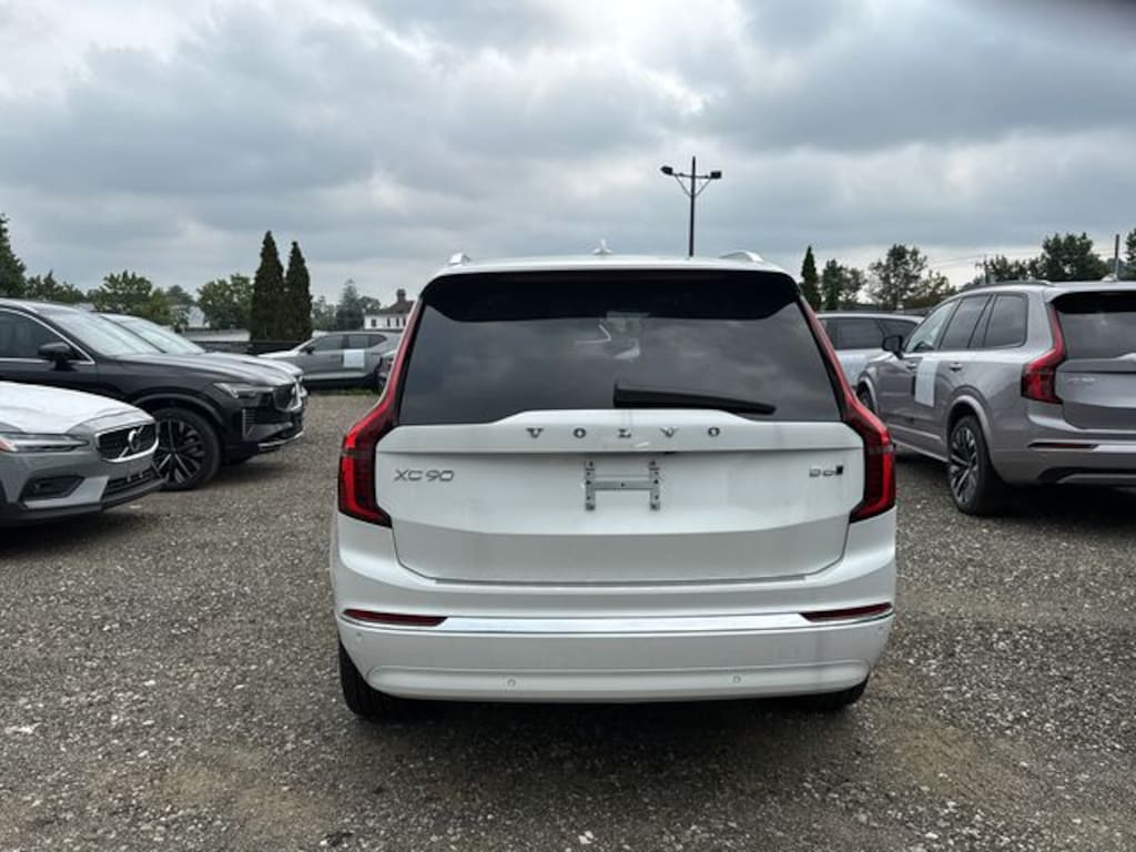 New 2026 Volvo XC90 B6 Plus 7-Seater SUV