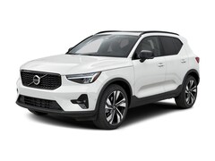2026 Volvo XC40 B5 Plus AWD SUV