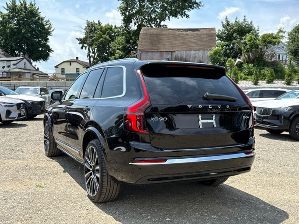 New 2026 Volvo XC90 B6 Plus 7-Seater SUV