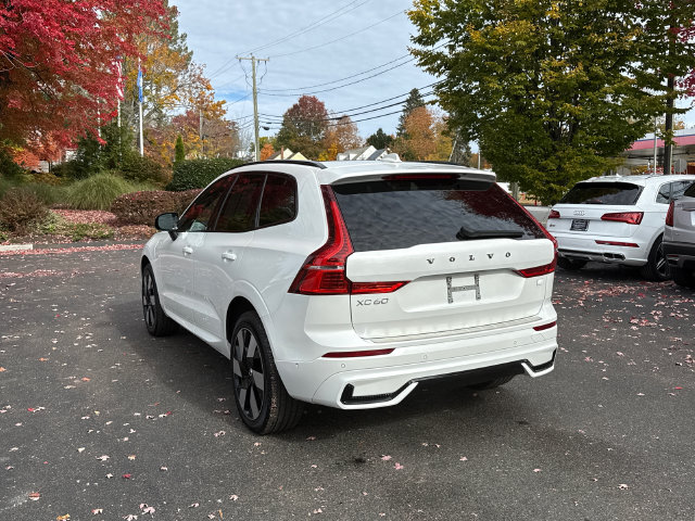 Certified 2024 Volvo XC60 plug-in hybrid T8 Plus Dark Theme SUV