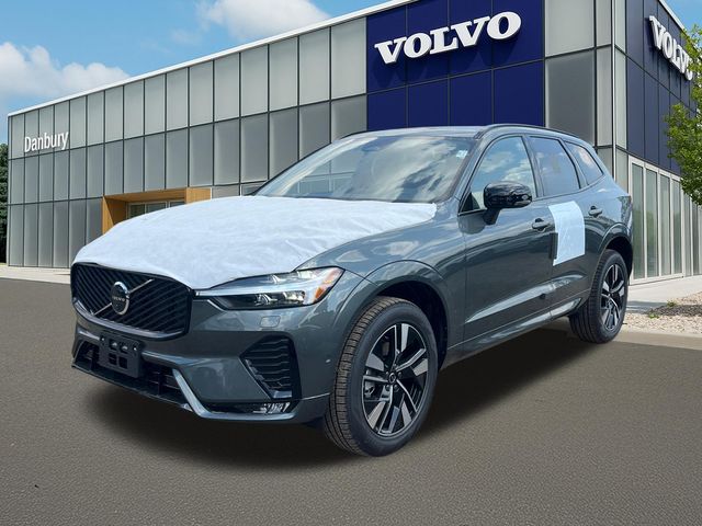 2026 Volvo XC60 B5 Plus Dark AWD's photo