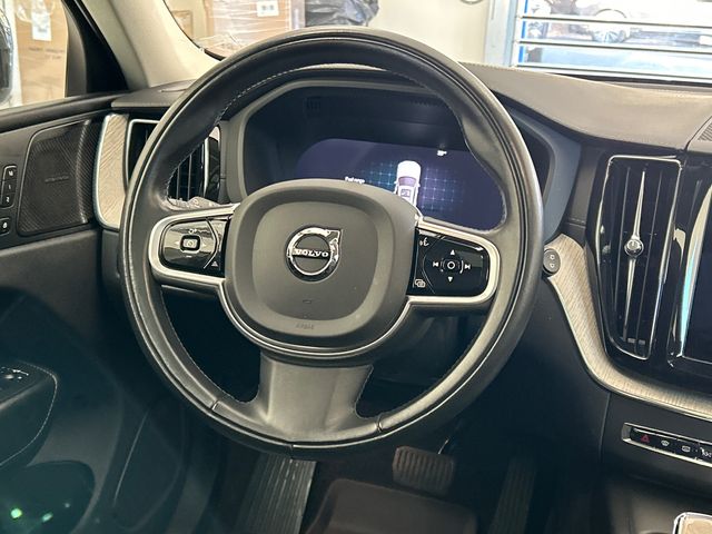 2022 Volvo XC60 Inscription - Photo 24