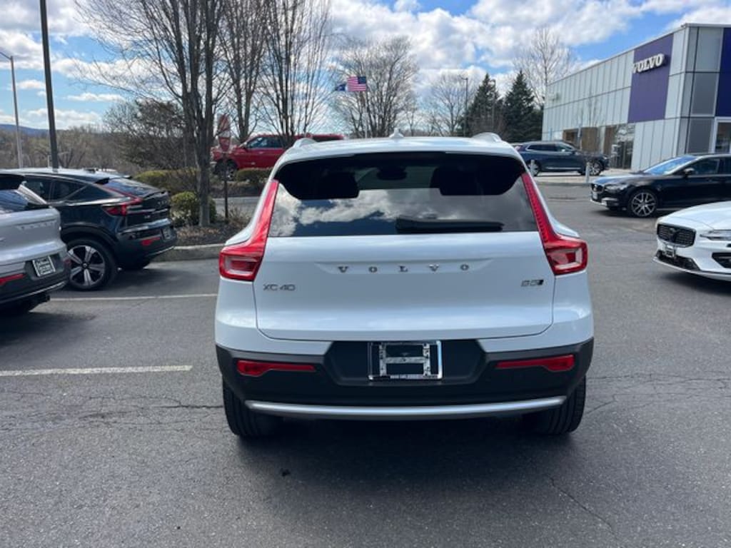 Certified 2023 Volvo XC40 B5 Plus Bright Theme SUV