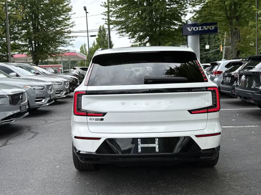Certified 2025 Volvo EX90 Twin Motor Plus SUV