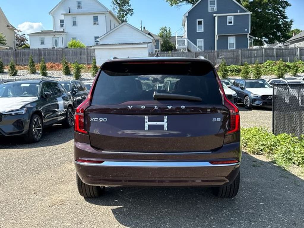 New 2026 Volvo XC90 B5 Core SUV