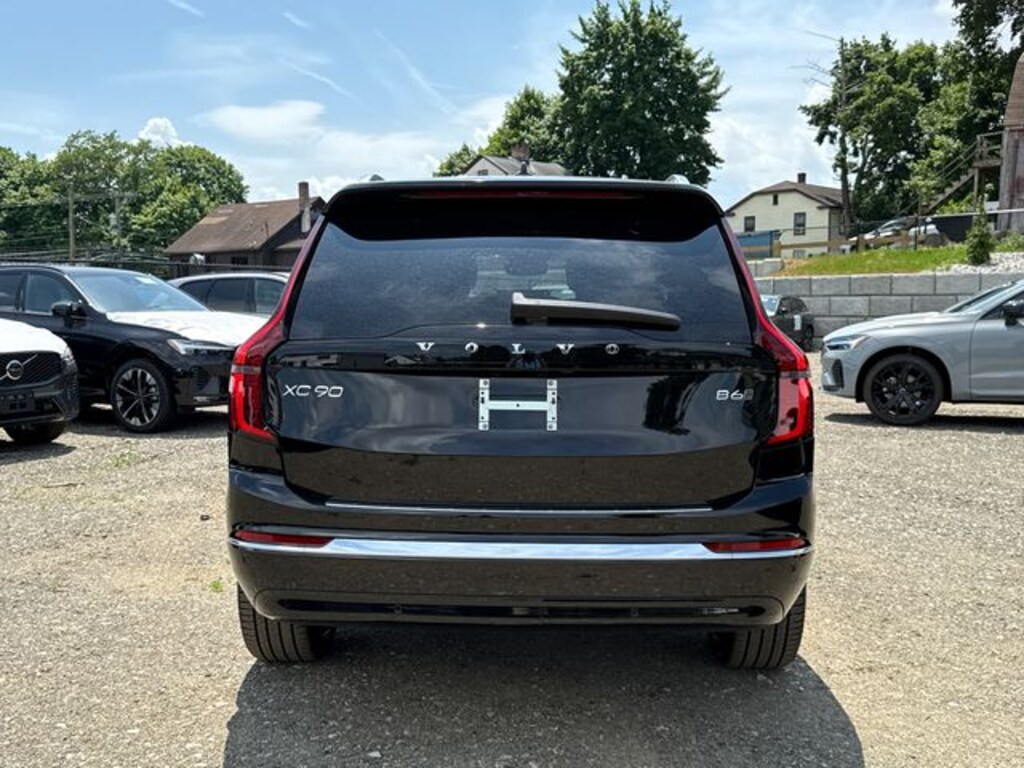 New 2026 Volvo XC90 B6 Plus 7-Seater SUV