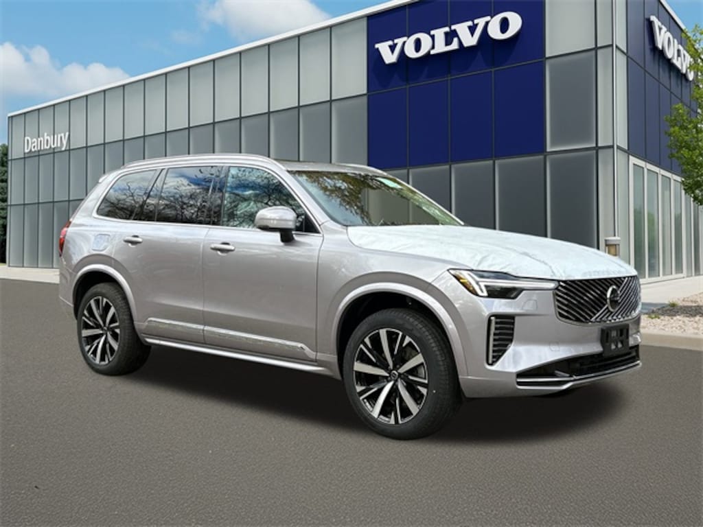 New 2026 Volvo XC90 B5 Core SUV
