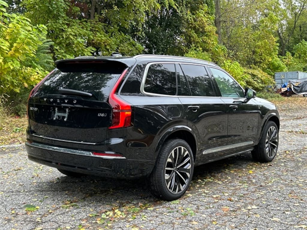 New 2026 Volvo XC90 B6 Plus 7-Seater SUV
