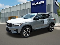 2026 Volvo XC40 B5 Plus AWD SUV