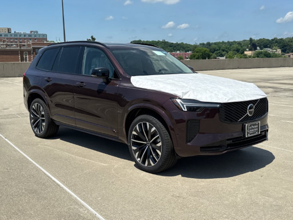 New 2026 Volvo XC90 B6 Ultra Dark Theme 6-Seater SUV