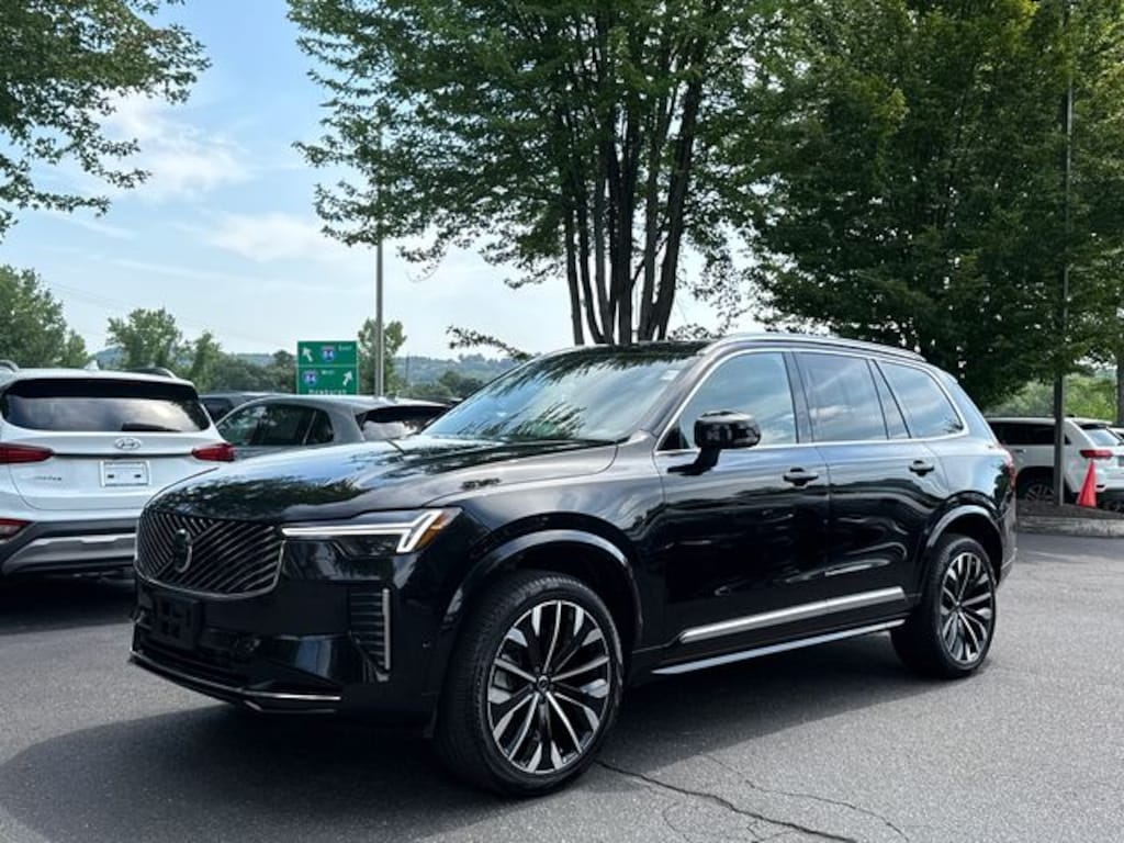 Certified 2025 Volvo XC90 B6 Ultra SUV