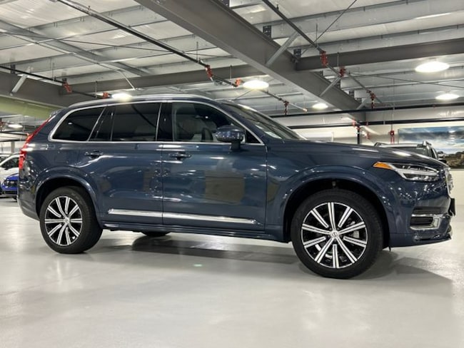 2024 Volvo XC90 B5 Plus SUV