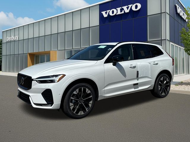 2026 Volvo XC60 B5 Plus Dark AWD's photo